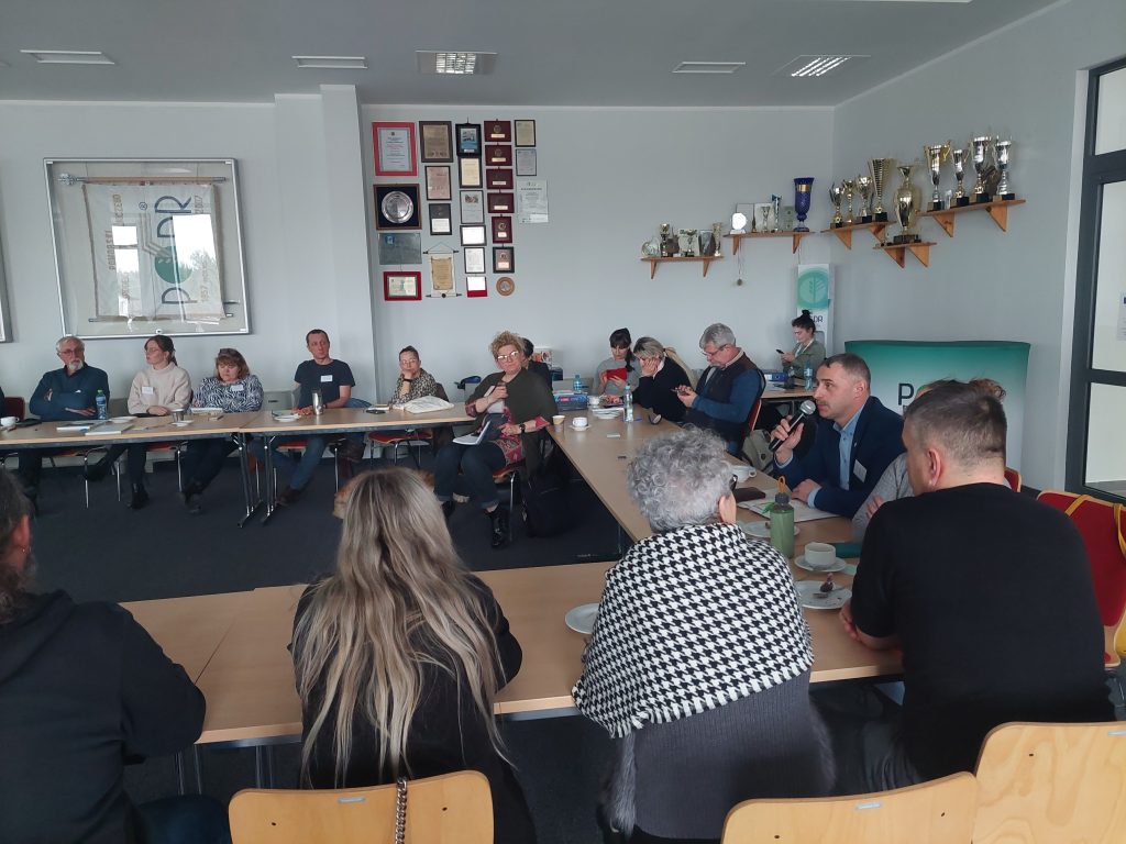 Uczestnicy Forum podczas wykładów i warsztatów tematycznych