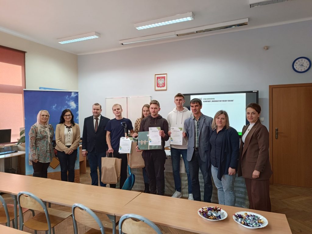 uczestnicy olimpiady w powiecie chojnickim